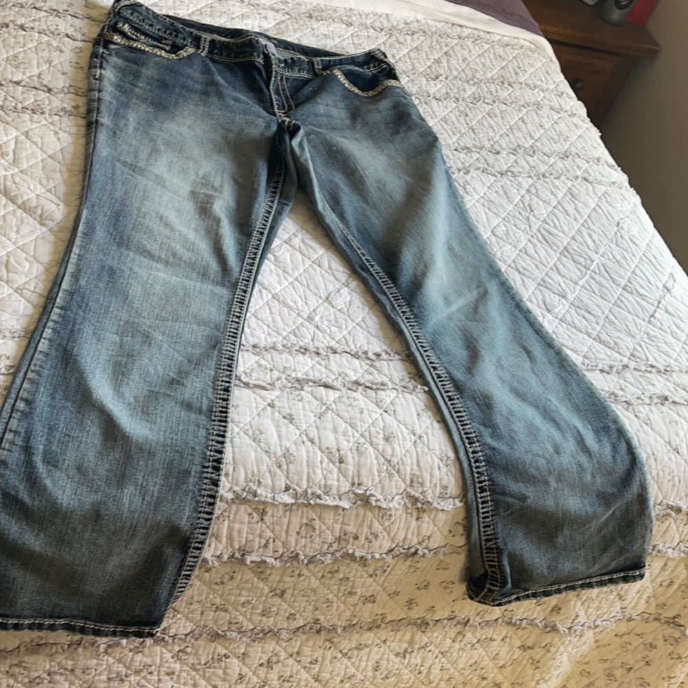 Maurice’s women’s jeans